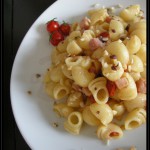 Pipette con prosciutto cotto, pomodorini ciliegini e nocciole