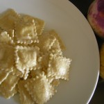 Ravioli al kamut con rape e patate all